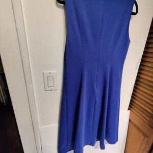Talbots Fit n Flare Dress in Blue Fabric. Back Zip and Detail at neckline Sz 10
